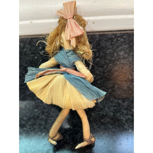 Vintage Handmade Corn Husk Doll 2 Layer Blue Beige Skirt Holding Flower Bouquet - Picture 6 of 9